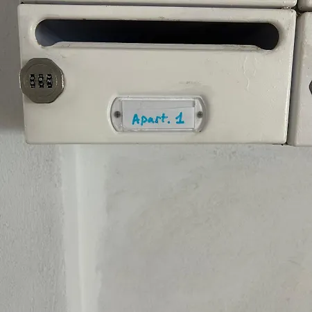 Right On The Lägenhet Cubelles